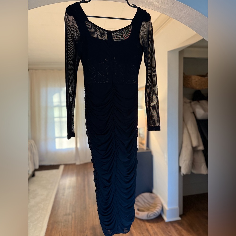 Elegant Black Long Sleeve Dress
